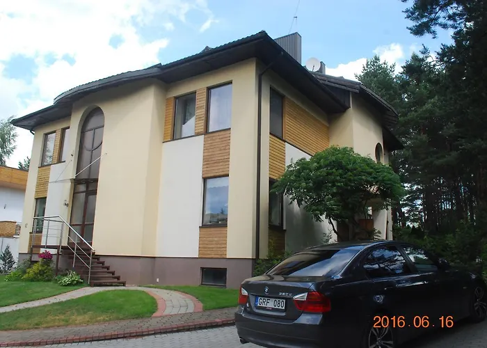 Domina Apartman *